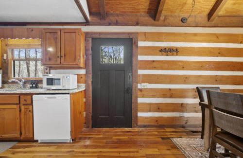 Big Canoe Casa | New Listing Forest Footprints in Big Canoe