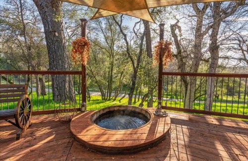 Coarsegold Casa | New Listing- Hobbit House @ Yosemite w/spa/firepit/unique