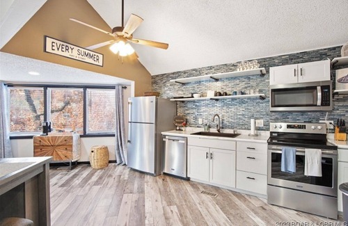 Osage Beach Villa | NEW LISTING Holiday Shores Lake of the Ozarks, Beautiful Villa 28.