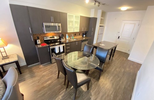 Arlington Apartamento | NEW Listing in Arlington, VA close to metro and one FREE parking included