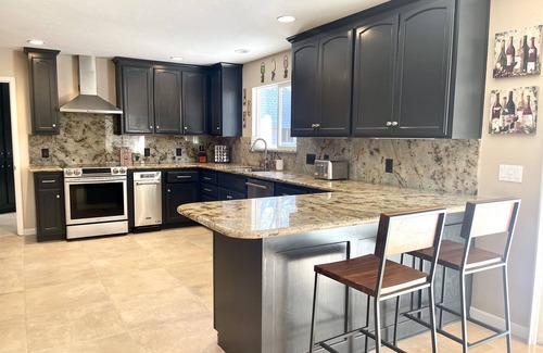 Murphys Casa | 🍇New Listing in Murphys🍷Relax close to DownTown in 4BR house w/Pool & Hot-Tub
