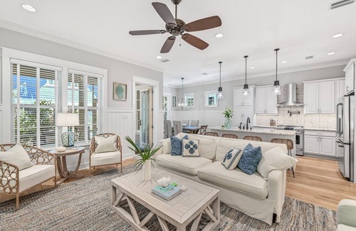 WaterSound West Beach Casa | NEW LISTING in Watersound West-4 Bikes- Community Pool/Heated Seasonally-`Half Moon Hideaway`