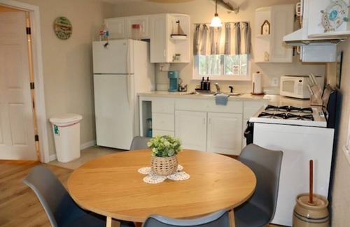 Steinhatchee Casa | New Listing! King Bed/Ice Machine/Boat Parking