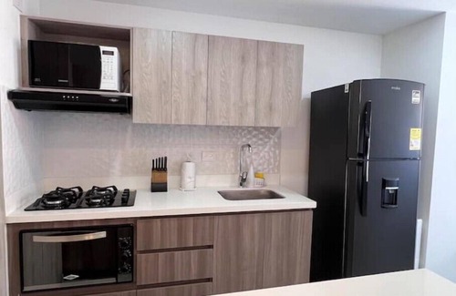 San Diego Apartamento | NEW LISTING! Luxury apartment perfectly located at El Poblado, Medellin.