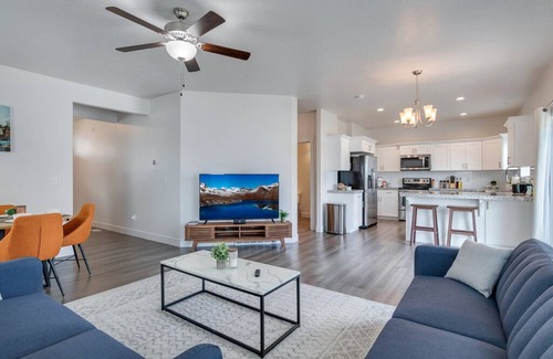 Eagle Mountain Casa | *New Listing* | Modern Home In Silicon Slopes