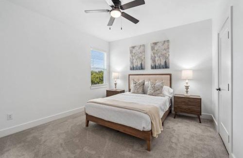 Walden on Lake Conroe Casa | New Listing Modern Lake Conroe Oasis