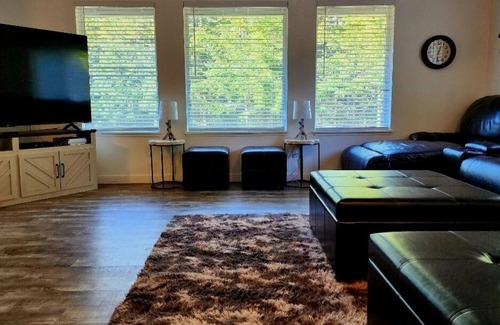 Dallas Casa | NEW LISTING! Mountain top serenity large acreage by RedAwning