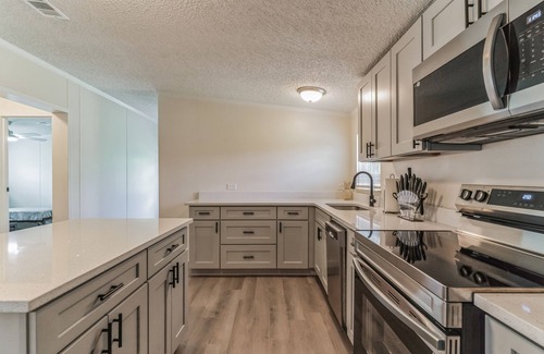 Groveland Cabaña | NEW LISTING! Relaxing 4BR Hideaway in Groveland by RedAwning