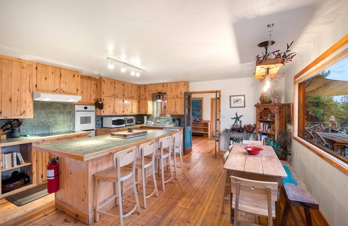 Creede Casa | New Listing! Secluded Mountain Retreat - Hot Tub - 15 Mins to Creede