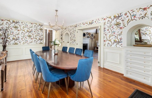 South of Broad Casa | NEW LISTING: South of Broad, Circa 1830 Getaway