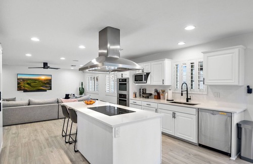 Scottsdale Country Acres Casa | NEW LISTING SPECIAL: Old Town Camelback Oasis: Modern Comfort, Private Pool!