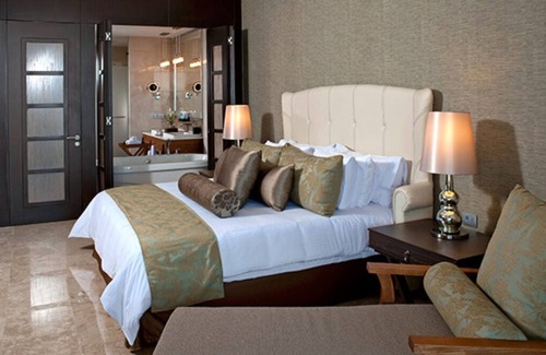 Las Jarretaderas Complejo | NEW LISTING STUNNING 2 BEDROOM MASTER SUITE AT THE VIDANTA GRAND LUXXE