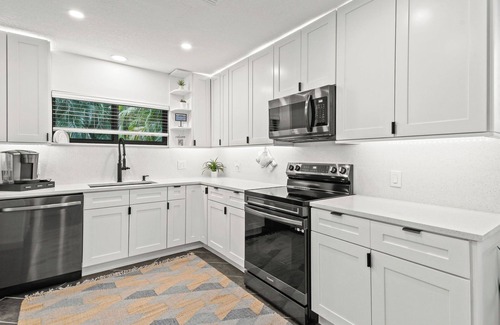 Boynton Beach Casa | New Listing! Stunning South Florida Escape! 5 minutes to beach!