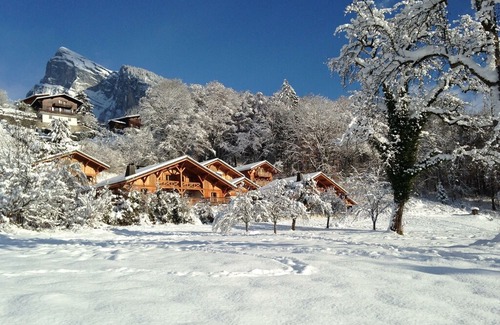 Samoens Apartamento | NEW LISTING - Stylish chalet-style apartment with stunning views in Samoens