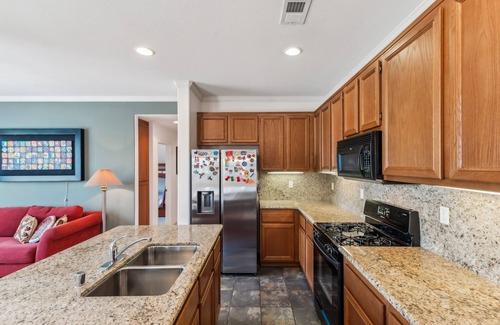 Otay Ranch Casa | NEW LISTING! Sunny & Serene Townhouse in Chula Vista