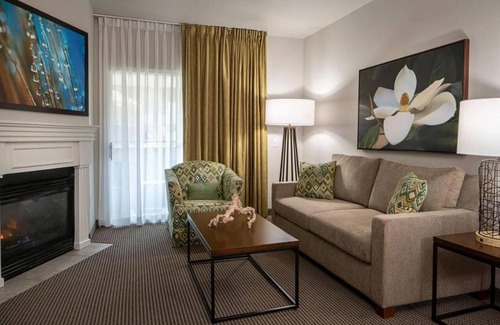 Las Vegas Complejo | NEW LISTING! Tahiti Resort 2 Pools HOT TUB Wi-Fi FREE STRIP SHUTTLE Fitness Ctr