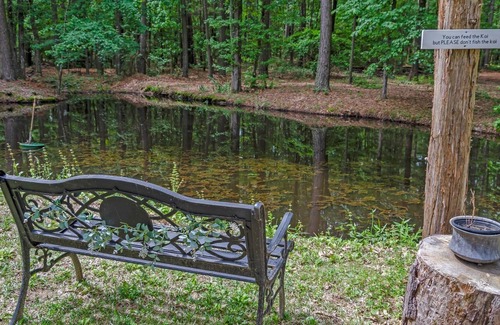 Tyler Cabina | NEW LISTING! The Happy Pine Cone (1-Bedroom Cabin) by RedAwning