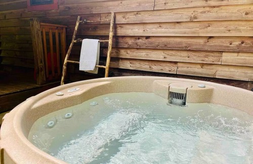 Seymour Cabina | NEW LISTING! TRANQUIL TWIN CABINS 2BR/1BA-EACH! PERFECT SMOKY MOUNTAIN RETREAT!