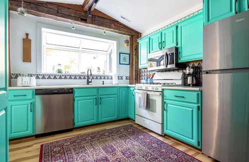 Saugatuck Casa | New Listing! Water Views w/ Hot Tub & Sauna