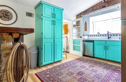 Saugatuck Casa | New Listing! Water Views w/ Hot Tub & Sauna