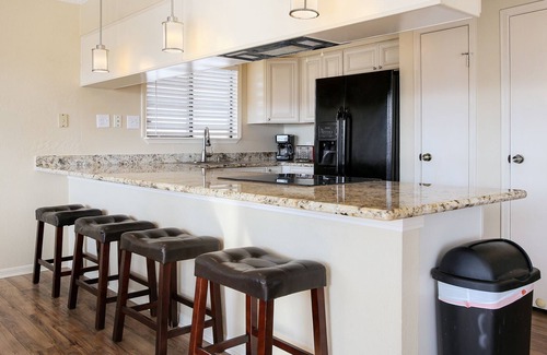 Galveston Casa | New Listing! Waterfront Home on Tiki Island, Only 5 Miles to Galveston-Tiki Retreat