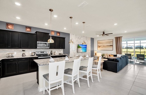 Davenport Casa | New Listing! Windsor Island, 10mi to Disney & 22mi to Universal - FS382048