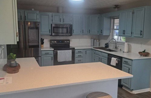 Wedowee Casa | New Listing Warren Cove 6bd 3.5ba home Sleeps 22, ramp, dock plenty of parking