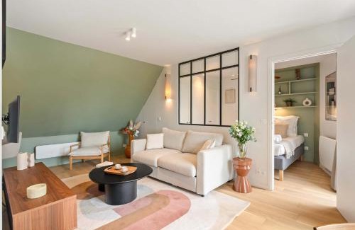 Necker Apartamento | New loft with terrace & jacuzzi near Montparnasse