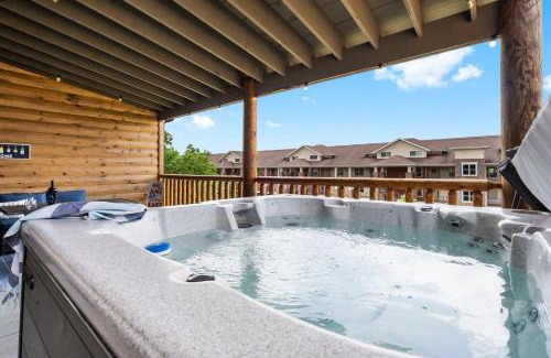 Table Rock Casa | New Log Cabin, Free Local Attraction Tickets Daily, Ozark Views, Cmty Amenities!