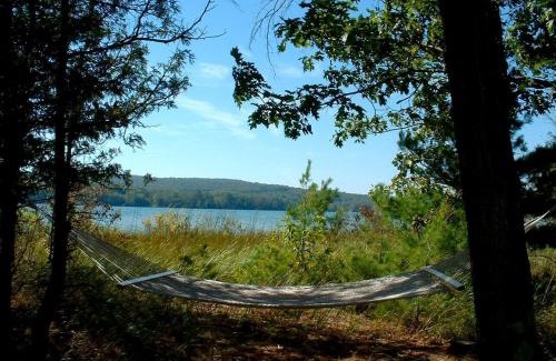 Lake Township Casa | New! Long Lake Landing Kayaks & Sandy Waterfront