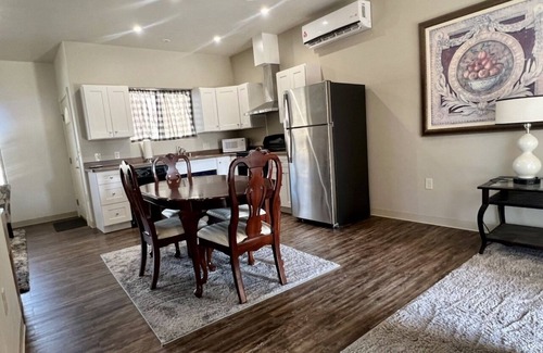 Truth or Consequences Condominio | New Lovely 1 BDRM Apartment! Cozy and Comfortable!