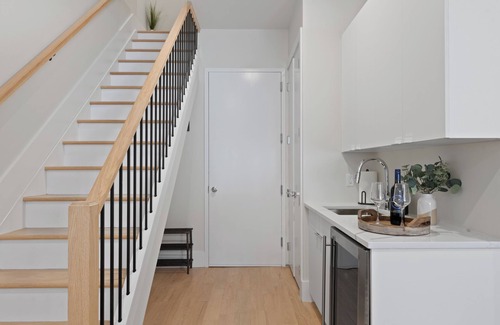 West Side Casa | NEW Lux Modern GEM+Parking+Yard+Gameroom near NYC!