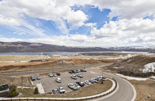 Park City Apartamento | New Lux Studio with Hot Tub and Amazing Views