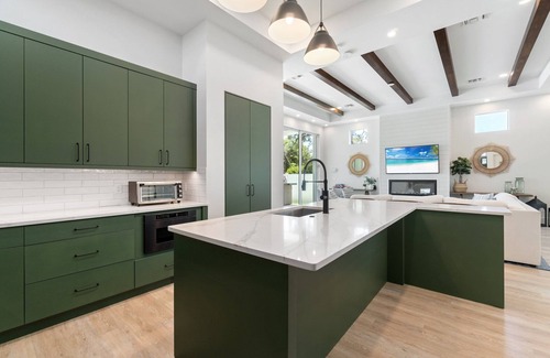 Naples Park Casa | NEW! Luxe Escape w/Pool & Spa - Close to Beach