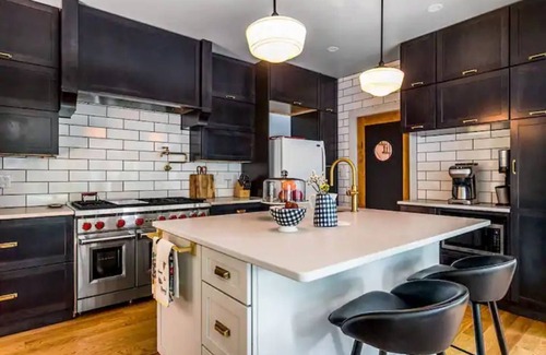 Shandaken Casa | New “Luxe” High Design “Inn” on Creek Near Skiing
