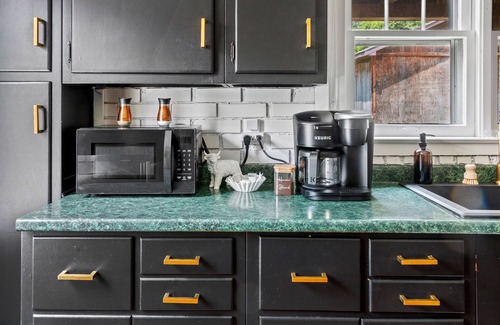 Chillicothe Apartamento | NEW Luxe Pet Friendly Free Parking Downtown