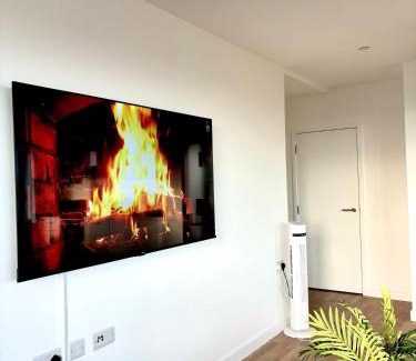 Gascoigne Apartamento | New Luxurious 2 Bedroom Apartment in East London!