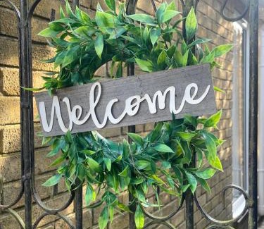 Chipstead Casa | New luxurious and spacious guest suite in Banstead