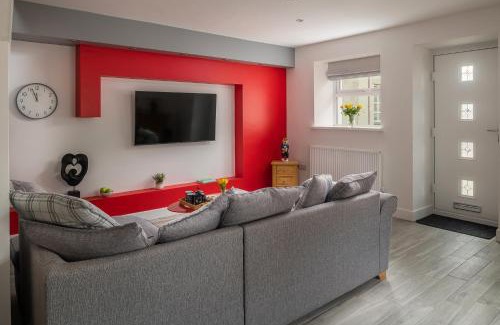Penygroes Casa | NEW Luxurious Escape Charming Dog Friendly Cottage