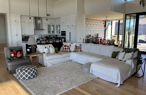 Carefree Casa | NEW Luxurious Mountain Home with Stunning Views—5 min to Wild West of Cave Creek