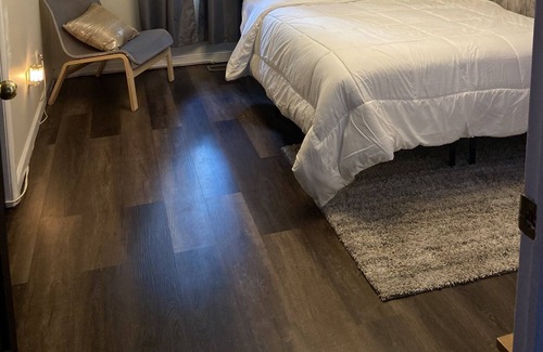 Lochearn Apartamento | New!!! Luxury-2BR-Apt w/ Free Wifi, Parking & Breakfast