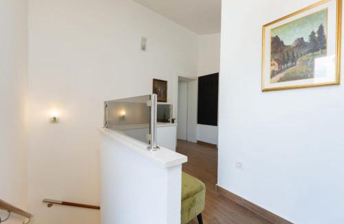 Kastel Sucurac Apartamento | New Luxury Accommodation J&M