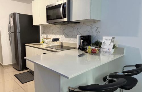 Cinco Esquinas Apartamento | New Luxury Apartment 12th Floor