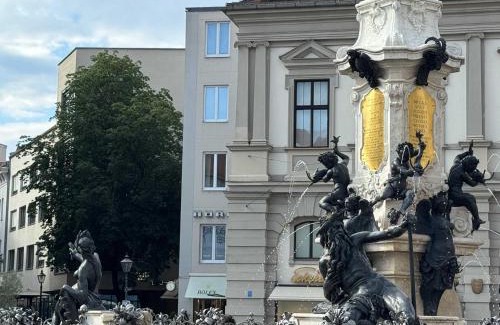 Innenstadt - Sankt Ulrich-Dom Apartamento | New luxury apartment 3 rooms at Rathausplatz
