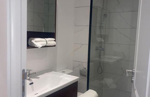 Nouaceur Apartamento | New Luxury apartment 5 min Casablanca Mohammed V Airport