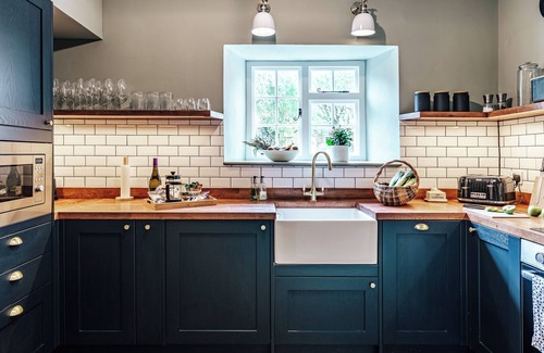 Tetbury Condominio | NEW luxury historic apartment, private garden, parking, dog-friendly, in Tetbury