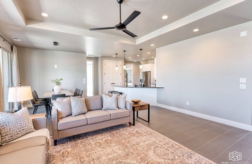Hurricane Casa | NEW Luxury Home @ Copper Rock