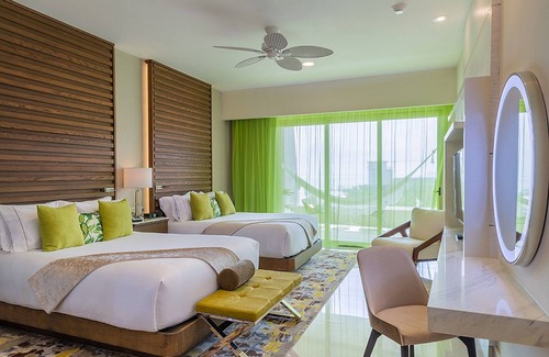 Punta Sam Complejo | ** NEW ** Luxury Studio in Desirable Garza Blanca Resort
