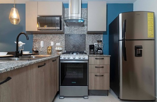 Evaristo Morales Apartamento | New Luxury&Stylish Apartment with a Rooftop Pool.