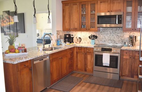 Poipu Condominio | New Luxury Tropical Condo with AC on Kauai's Prestigeous South Shore